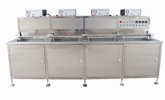 四槽半自動(dòng)超聲波清洗機(jī)(圖1) 四槽半自動(dòng)超聲波清洗機(jī)(圖1)
